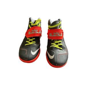Nike Zoom Soldier VII 599818-002 High Top Sneaker Size 6.5 Youth Basketball Shoe